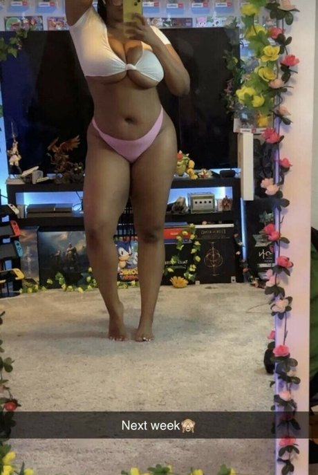 bedras Nacktbilder von OnlyFans geleakt