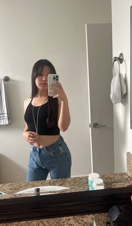 JisuArtist OnlyFans Nacktbilder