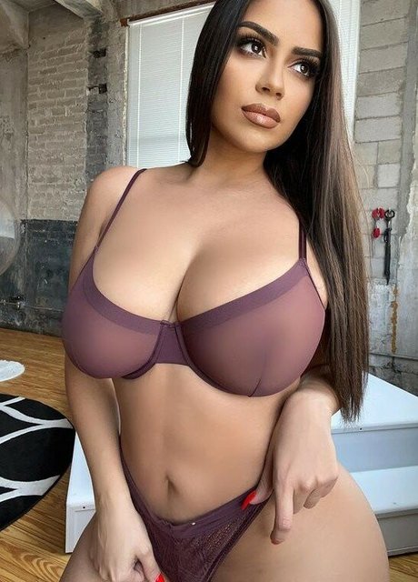 Jessenia Rebecca OnlyFans Sextape