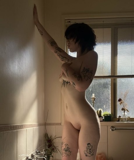 spitsuccubus Nackt auf OnlyFans