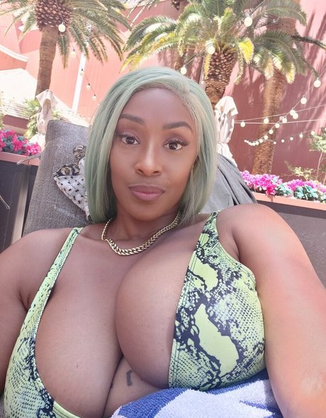 LavendaMonroe OnlyFans Nacktbilder geleakt