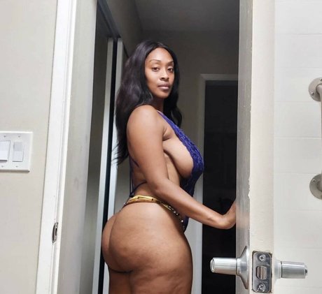 LavendaMonroe OnlyFans-Creator