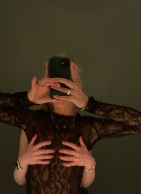 Its Emma 18 Leaks OnlyFans