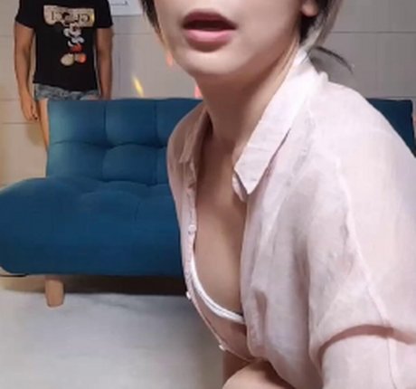 Lee Chae Dam OnlyFans Model Bilder