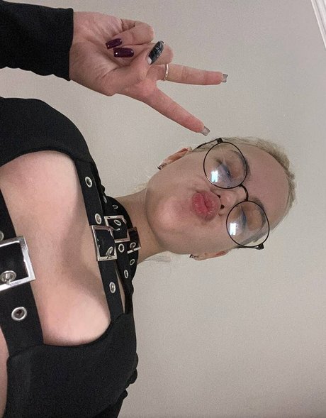 plxppss Strip OnlyFans