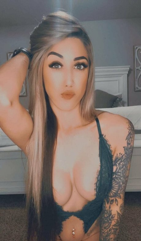 Kyybby OnlyFans Lesbisch