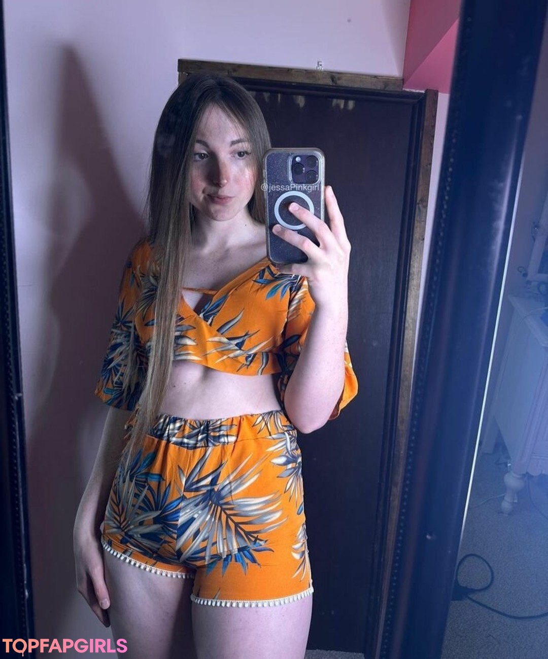 Jessa Pinkgirl OnlyFans schlank