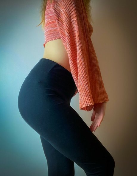 Kyra Wild OnlyFans Nacktbilder