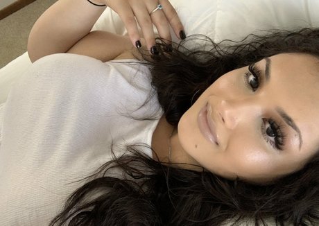 Mia Lombardi OnlyFans Pornografie