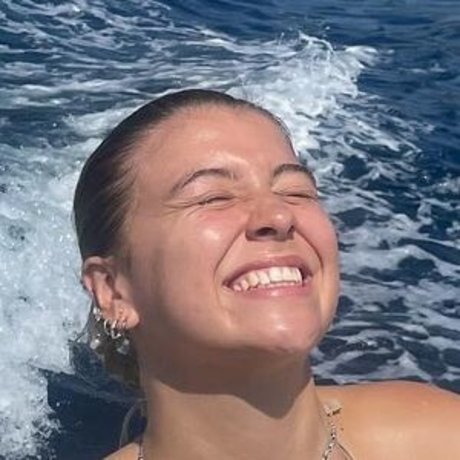 Caity Baser OnlyFans Brüste Bild