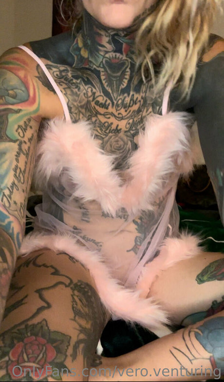 Vero Venturing OnlyFans Nacktbilder