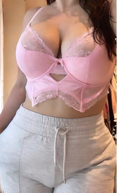 Lularobs OnlyFans-Leaks