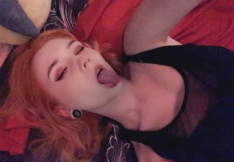 Kilri OnlyFans nackte Brüste