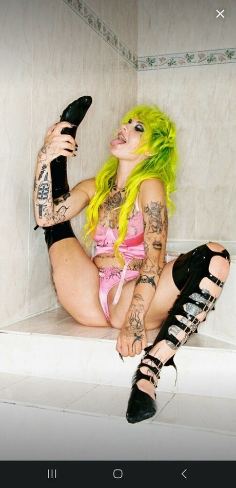 Avalon Valore OnlyFans geleakt