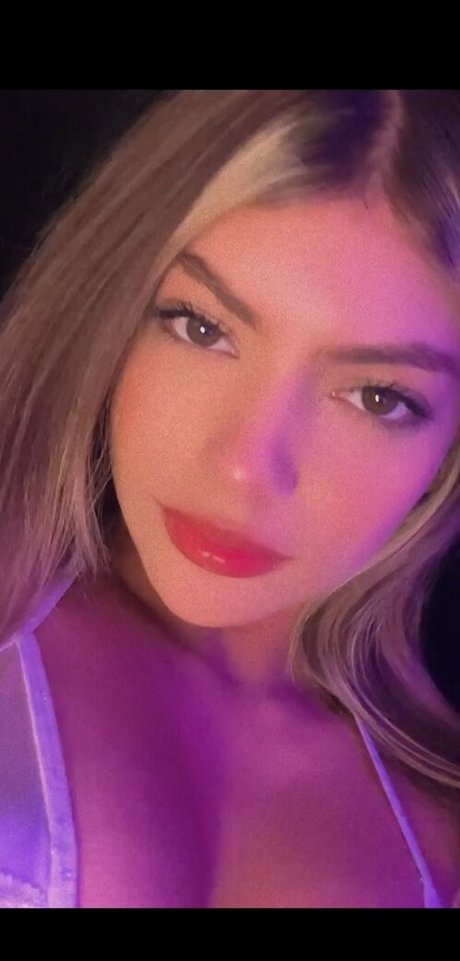 selenne schmitt OnlyFans kostenlos geleakt