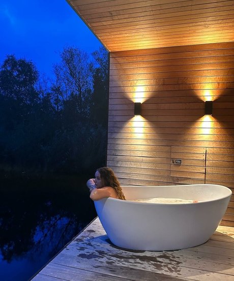 Joann Van Den Herik OnlyFans OnlyFans