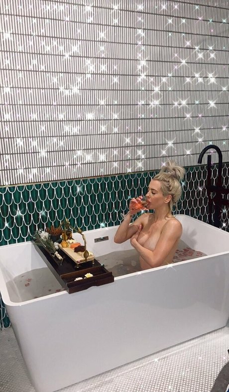 Billie Loves OnlyFans-Inhalte