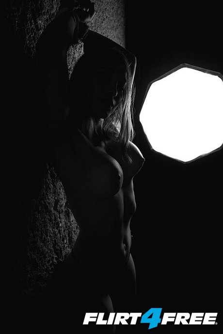 kostenlose asiatische onlyfans schön nackt Content