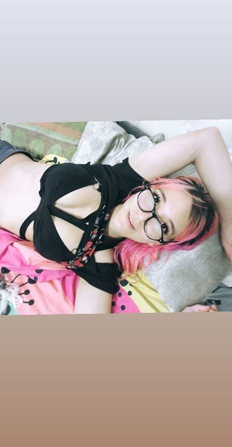 Asuka Muller OnlyFans Arsch Leak