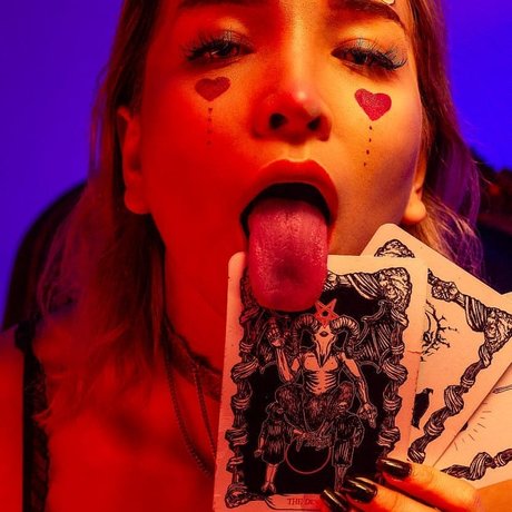 Asuka Muller OnlyFans Bilder