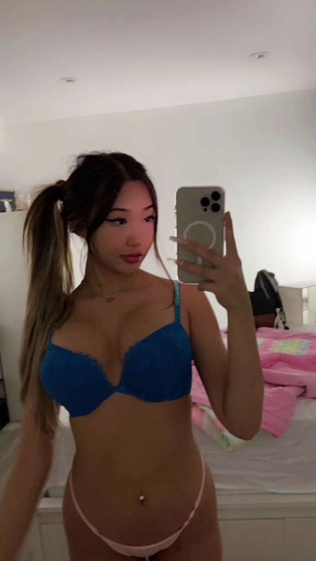 webcam-mädchen nur fans kostenlos nackt Bild