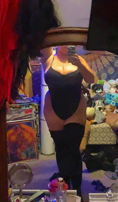 zootedzarii OnlyFans Fotos