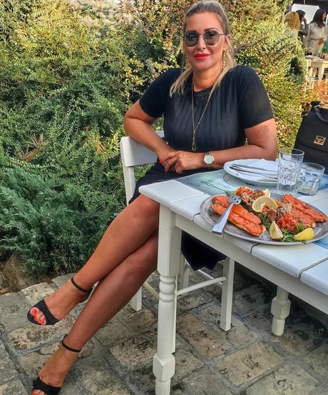 Vesna Justwoman42 OnlyFans-Creator