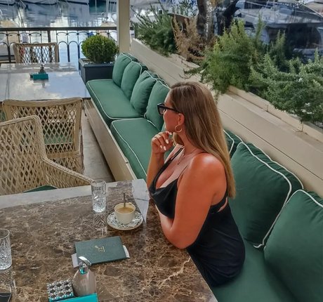 Vesna Justwoman42 OnlyFans NSFW