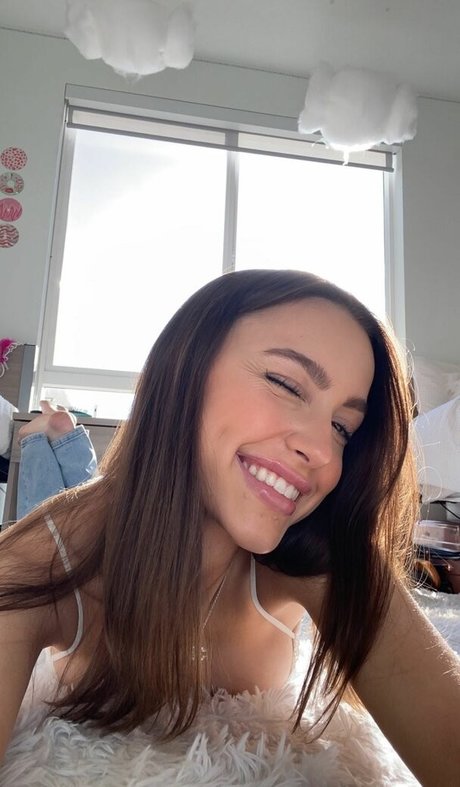 Sydney Serena Brüste OnlyFans