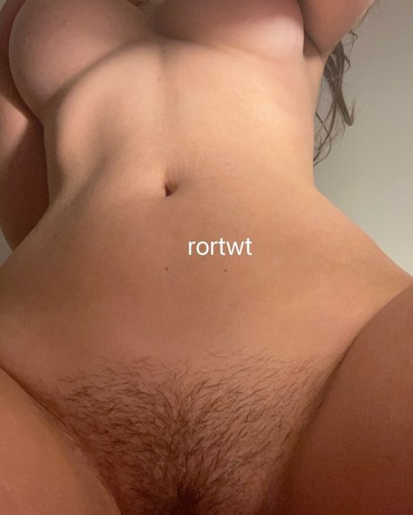 rortwt OnlyFans Nacktfotos