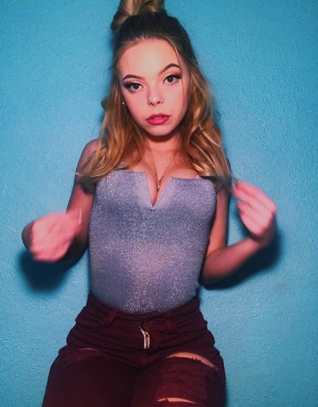 Tabitha Whitaker OnlyFans Nackt