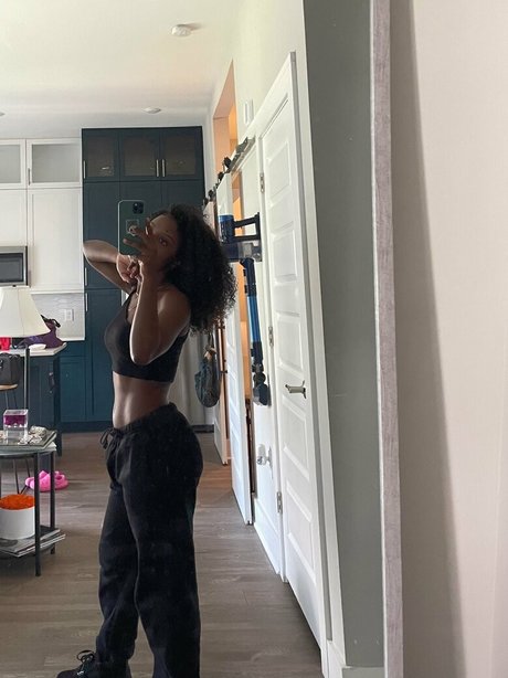 DivyaAdu Nacktbilder OnlyFans Geleakt