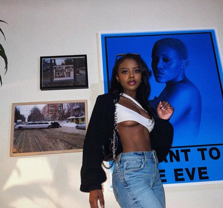 DivyaAdu Neues OnlyFans