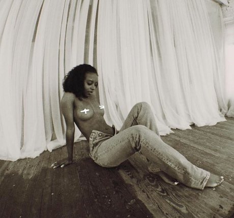 DivyaAdu OnlyFans-Bilder