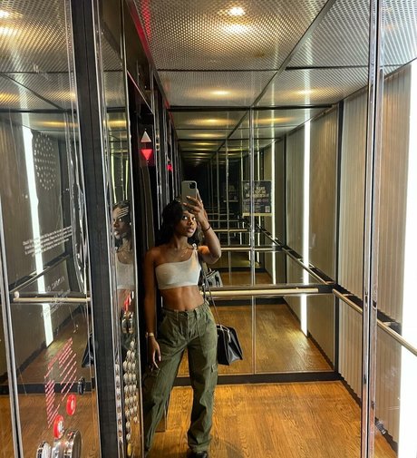 DivyaAdu OnlyFans geleakte Pornografie