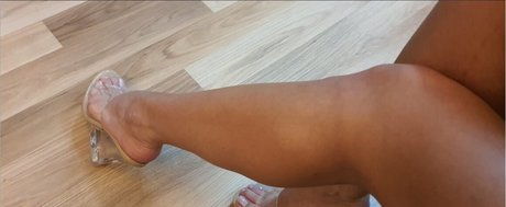 Mistress Kennya OnlyFans Dirtyship geleakt