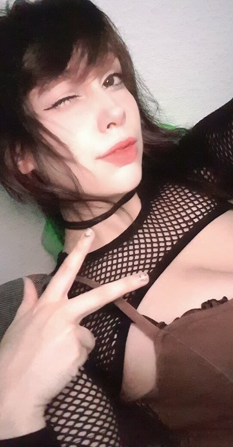 lilly time OnlyFans Dirtyship geleakt