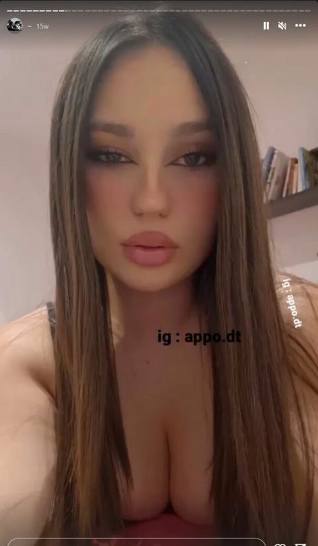 Appoline OnlyFans Model Bilder