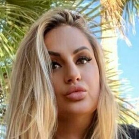 baddiemi OnlyFans Nacktbilder