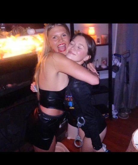 Lillie Goldman OnlyFans Bilder