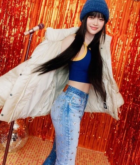 Hanni Pham Heiße OnlyFans Inhalte