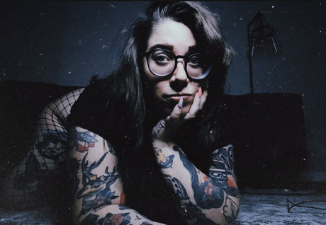 Stepstool Sarah OnlyFans Fotos