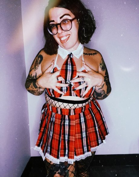 Stepstool Sarah OnlyFans geleakt