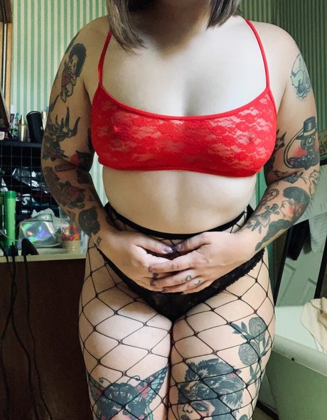 Stepstool Sarah Neue geleakte OnlyFans-Inhalte