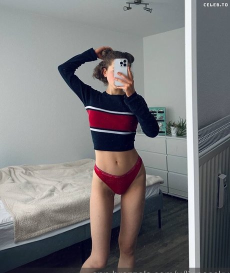 Linneasky OnlyFans Lesbisch