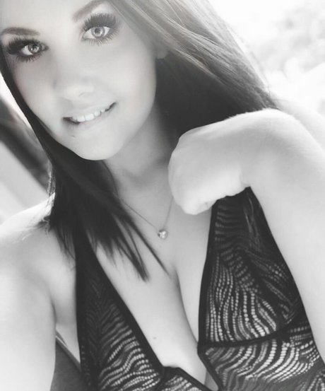 Jade Nicole OnlyFans Sex Leaks