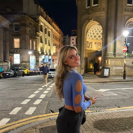 Grace Bidd_ Leaked OnlyFans Fotos