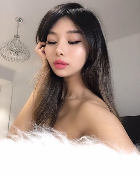 Mari Bambei_ XXX OnlyFans