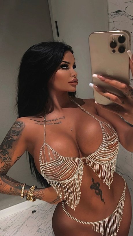 Enise Sude OnlyFans Beiträge