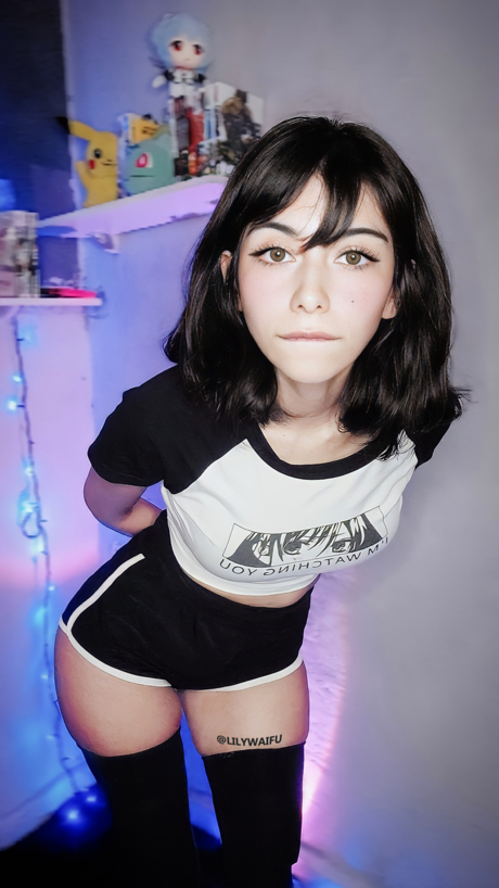 Lily waifu OnlyFans Brüste Bild